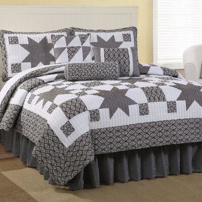 American Traditions Black Country Star King Quilt Set