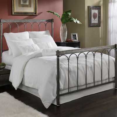Romano Bed in Silver Gleam Size: King