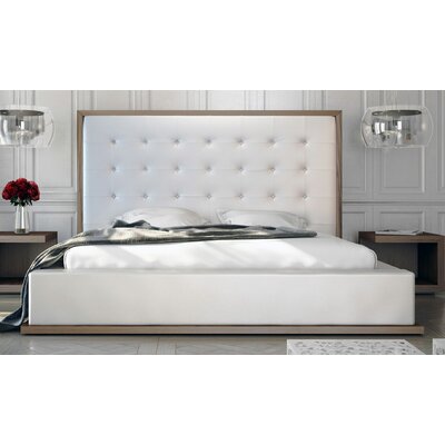 Modloft Ludlow Bed - Cal-King in Walnut / White Leather