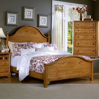 Cottage Panel Bed Size: California King, Finish: Oak